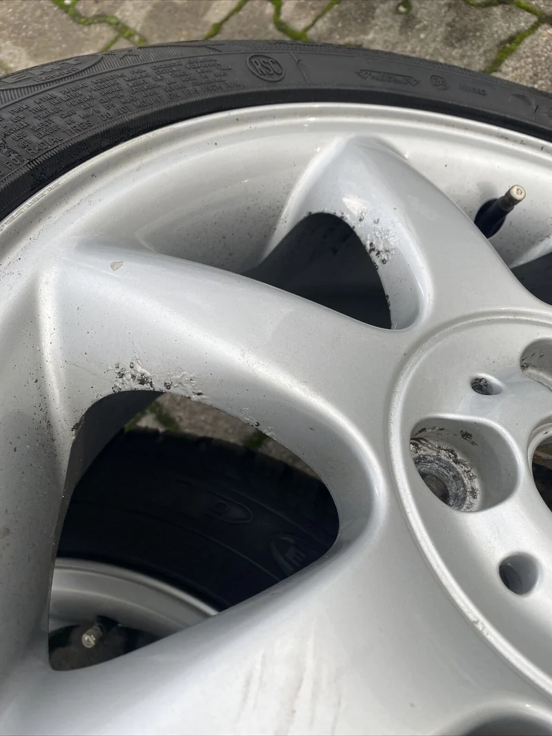 MINI COOPER R56 R50 ALUFELGEN Spoke 94 WINTERREIFEN RSC 195 55 R16 87H 6775684