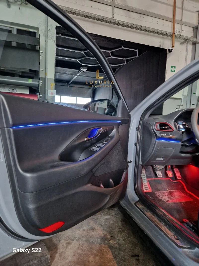 Ambientebeleuchtung für Hyundai i30 & i30N inkl. Einbau (Nachrüstung)