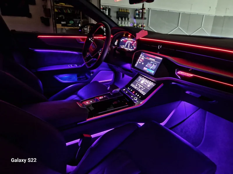 Ambientebeleuchtung für Audi A7 S7 RS7 (C8/4K) inkl. Einbau (Nachrüstung)