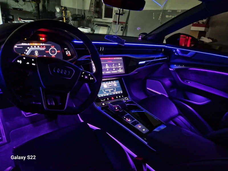 Ambientebeleuchtung für Audi A7 S7 RS7 (C8/4K) inkl. Einbau (Nachrüstung)
