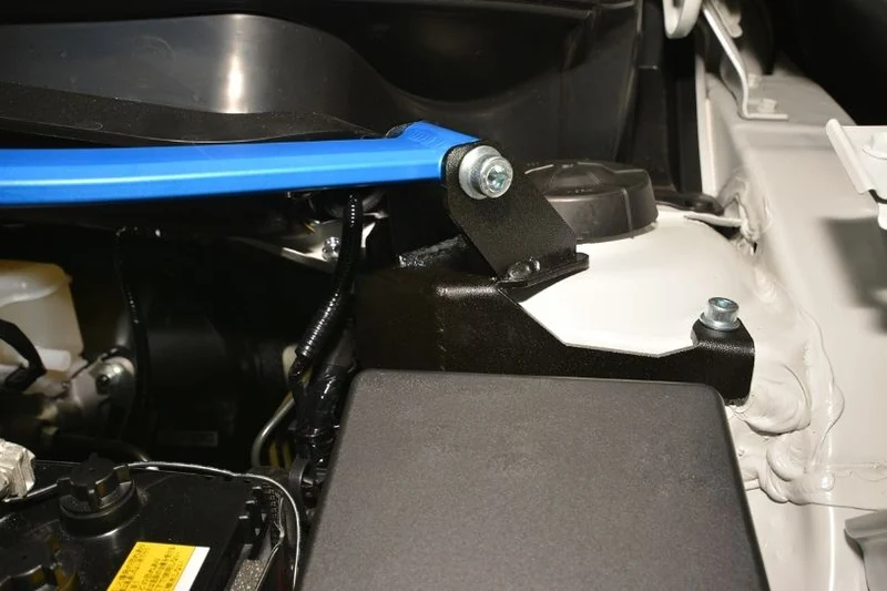 Suzuki Swift MK6 Domstrebe VA - Hardrace