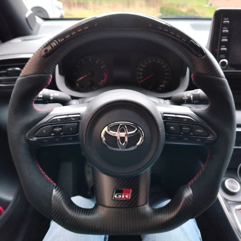 Toyota GR Yaris Lenkrad Carbon mit Display / Shiftlight