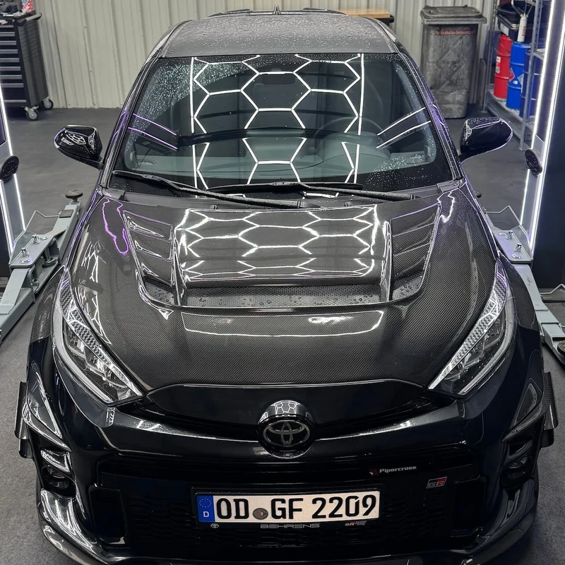 Toyota GR Yaris Carbon Motorhaube