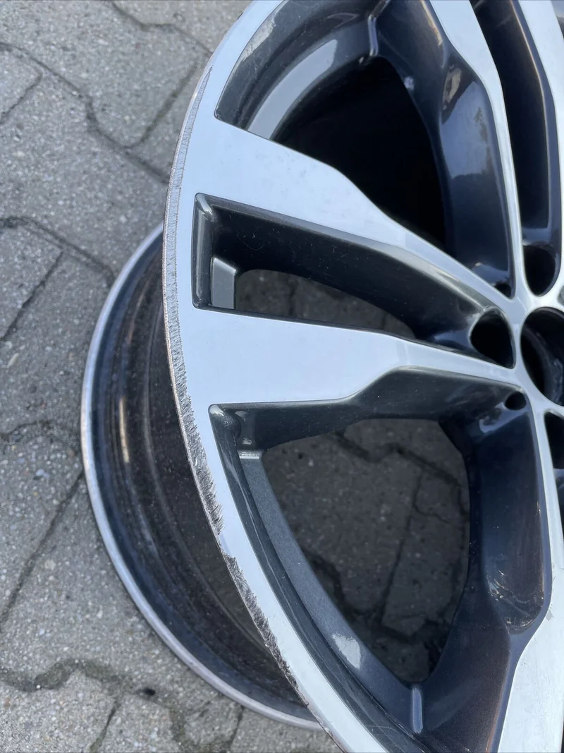 1x BMW X5 F15 X6 F16 ALUFELGE M468 ANTHRAZIT 7846788 VORDERACHSE M PAKET