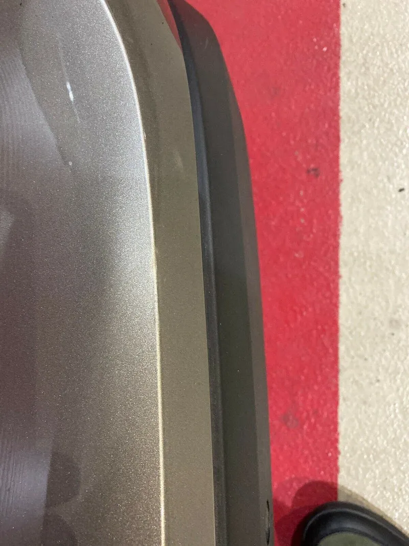 BMW X1 F48 NEUESTE MODELL Stoßstange 7355260 MITTE 7355271 mit PDC
