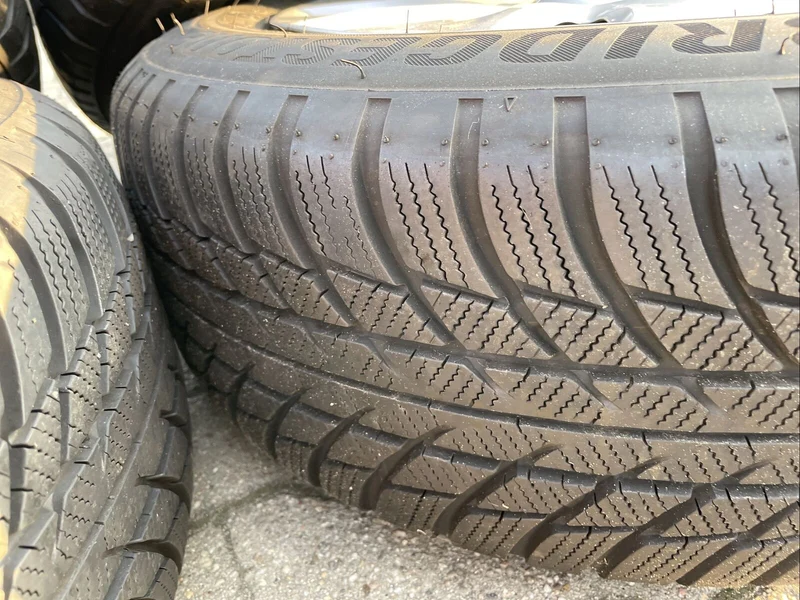 BMW F30 F31 Bridgestone RSC Winterreifen RDCI SENSOREN 205 60 R16 92H RADKAPPEN