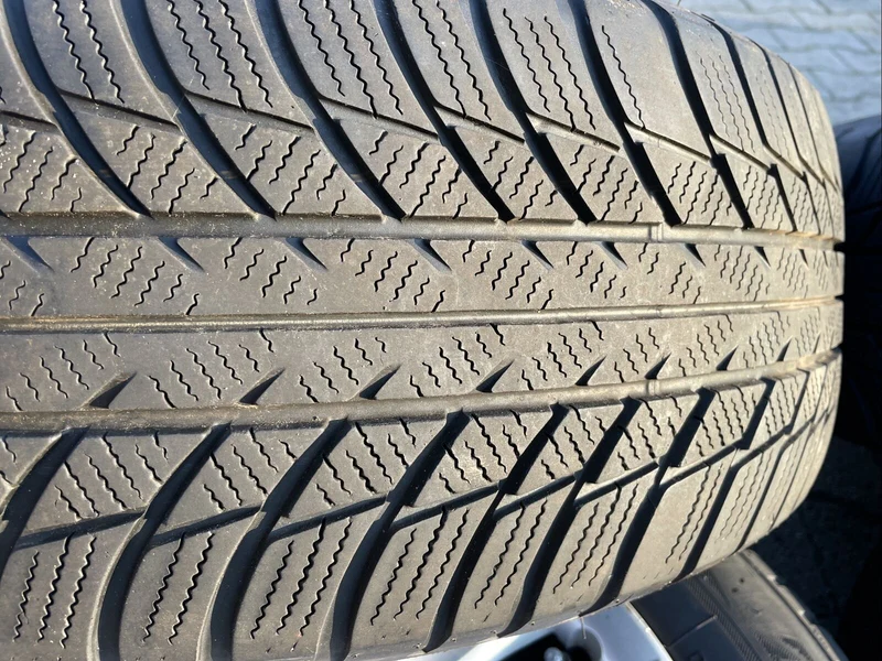 BMW F30 F31 Bridgestone RSC Winterreifen RDCI SENSOREN 205 60 R16 92H RADKAPPEN