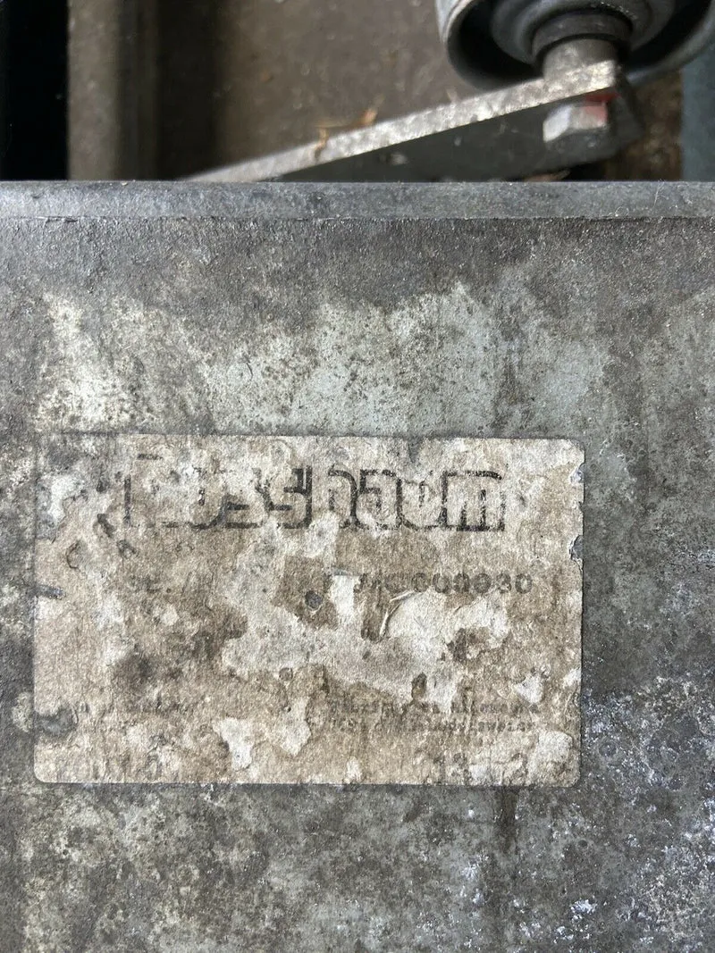 NUSSBAUM ACHSVERMESSUNGSBÜHNE & BREMSENPRÜFSTAND UNILIFT 3500 NT PLUS / NTS 520
