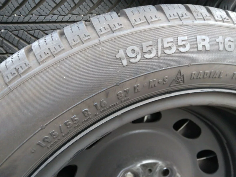 BMW F20 F21 F22 WINTERREIFEN 195 55 R16 87H Continental RDCI SENSOREN RADKAPPEN