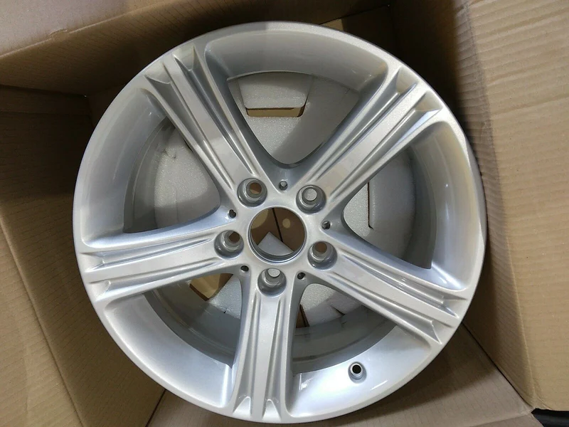 1x NEUE ORIGINAL BMW F30 F31 F35 F32 F33 F36 ALUFELGE 6796242 Styling 393 ET37