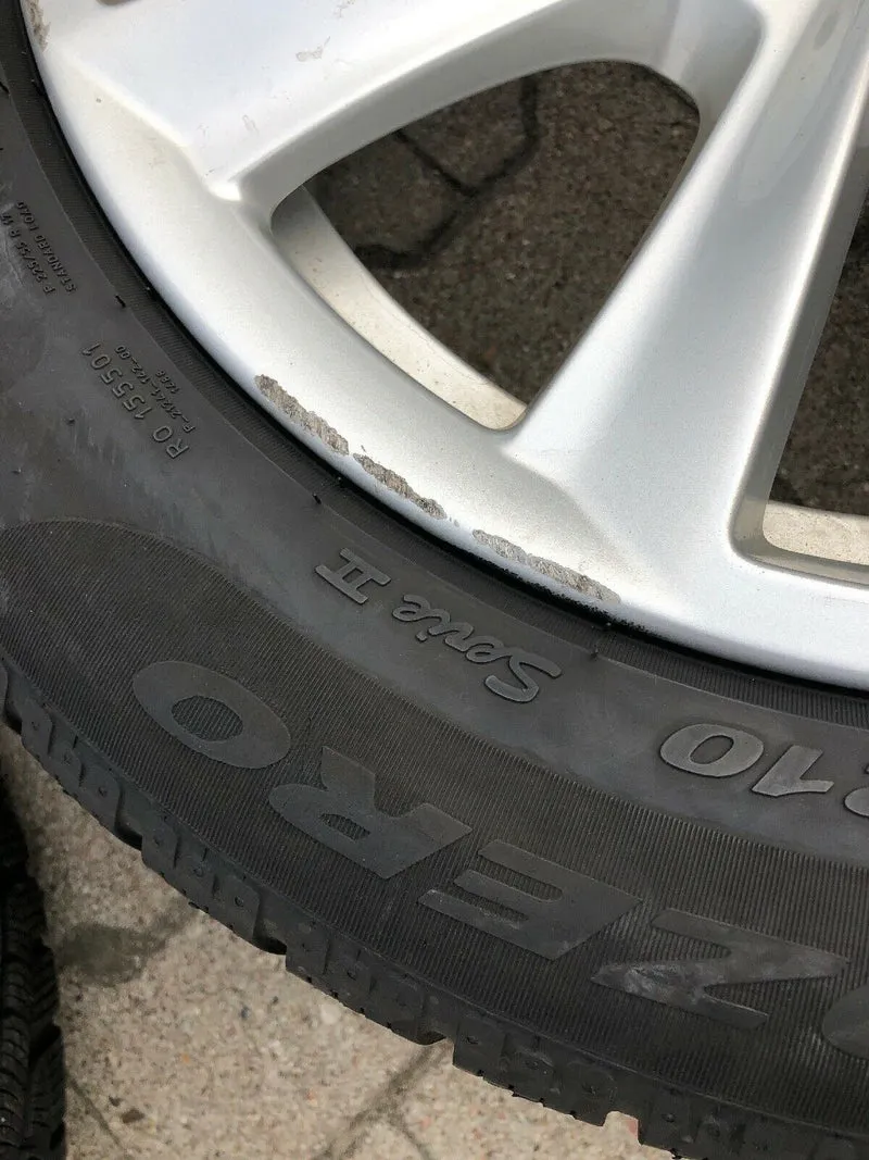 BMW F10 F11 F06 F12 V Speiche 236 Alufelgen Winterreifen 225 55 R17 97H PIRELLI