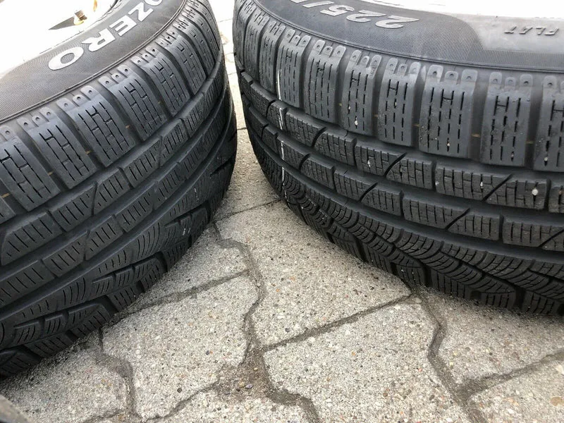 BMW F10 F11 F06 F12 V Speiche 236 Alufelgen Winterreifen 225 55 R17 97H PIRELLI