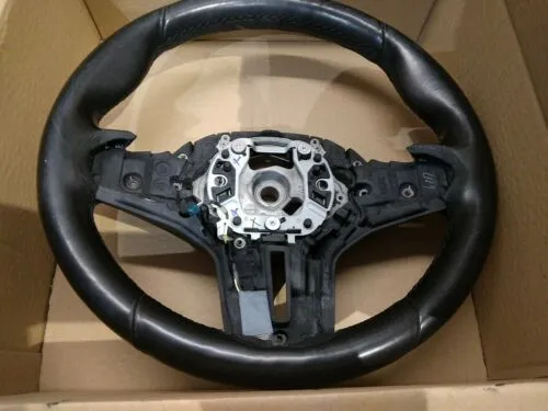 Original BMW G30 G31 G32 G11 G14 G05 G06 M Sportlenkrad Leder Lenkrad 8008184
