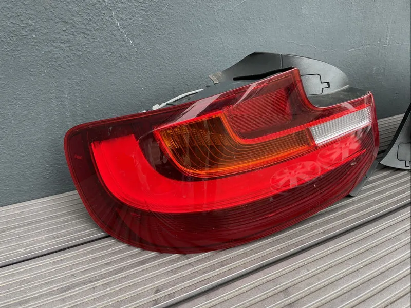 BMW SET LED F22 F23 M2 Rückleuchte 7295424 HIGH 7295423 Heckleuchten BJ 2018