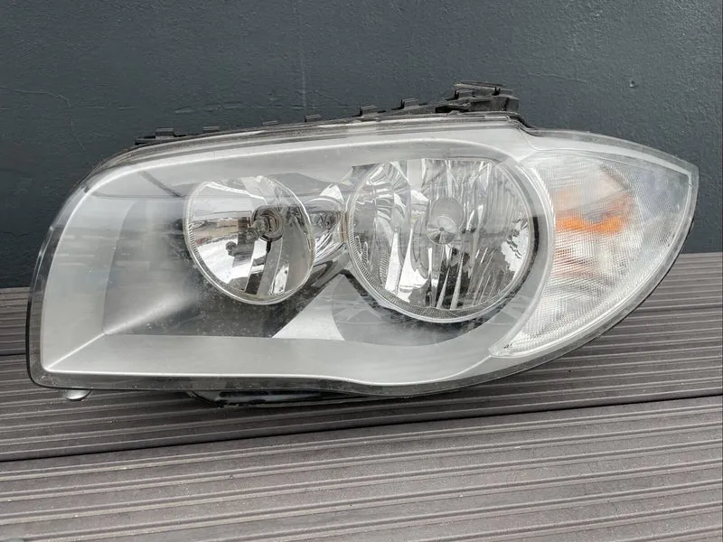 ORIGINAL BMW E87 FACELIFT Scheinwerfer VALEO 7249649 LINKS BJ 2010 HALOGEN