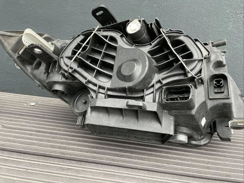 ORIGINAL BMW E87 FACELIFT Scheinwerfer VALEO 7249649 LINKS BJ 2010 HALOGEN