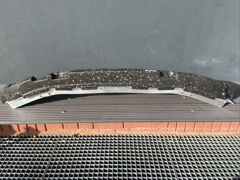 1x NEUE BMW F20 F21 M PAKET LCI Querträger 7255393 Stoßabsorber 8064455 Styropor