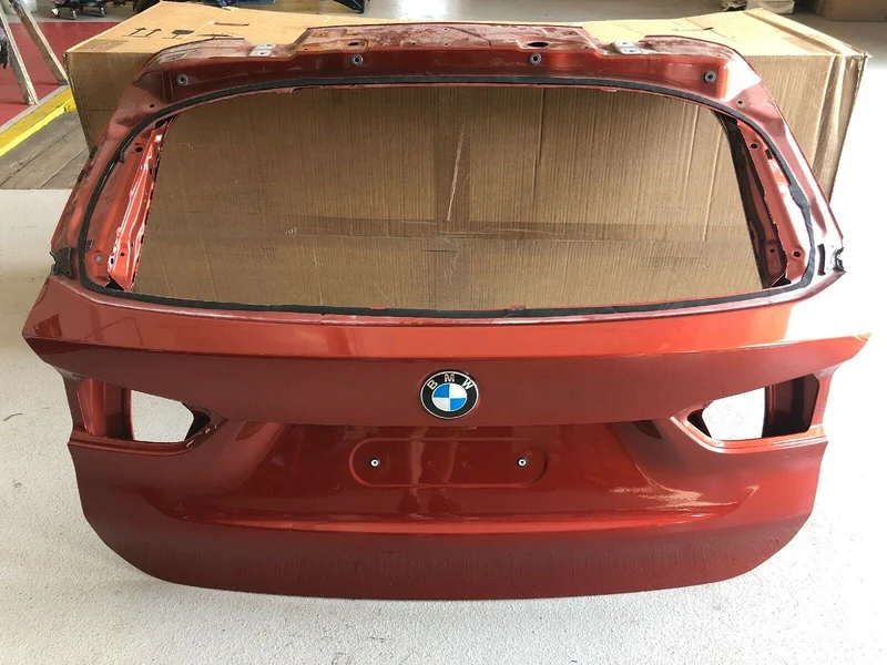 ORIGINAL BMW X1 F48 Heckklappe Kofferraumdeckel Neueste Modell