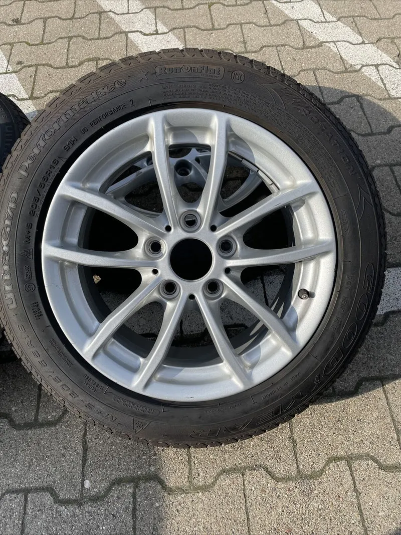 BMW F20 F21 F22 V Speiche 378 ALUFELGEN 205 55 R16 91H Winterreifen RSC 6796202