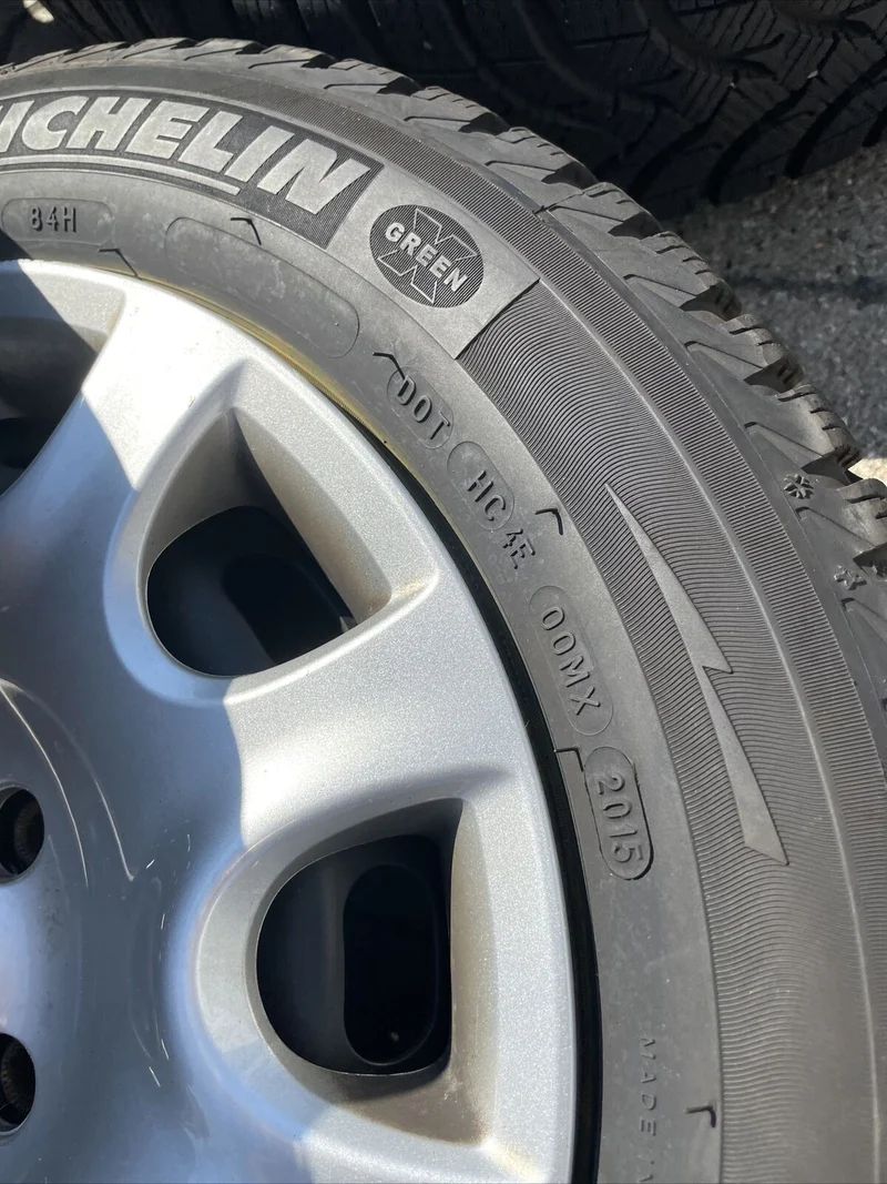 MINI COOPER ONE F56 F55 F57 Winterreifen RDCI 175 65 R15 84H MICHELIN RADKAPPEN