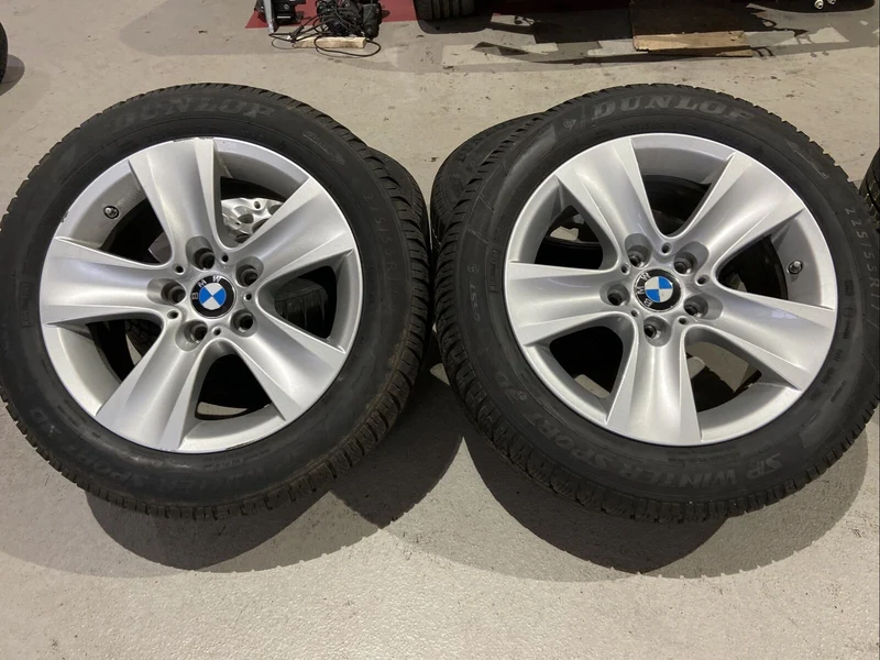 BMW F10 F11 Styling 327 Alufelgen WINTERREIFEN DUNLOP 225 55 R17 97H RSC 6790172