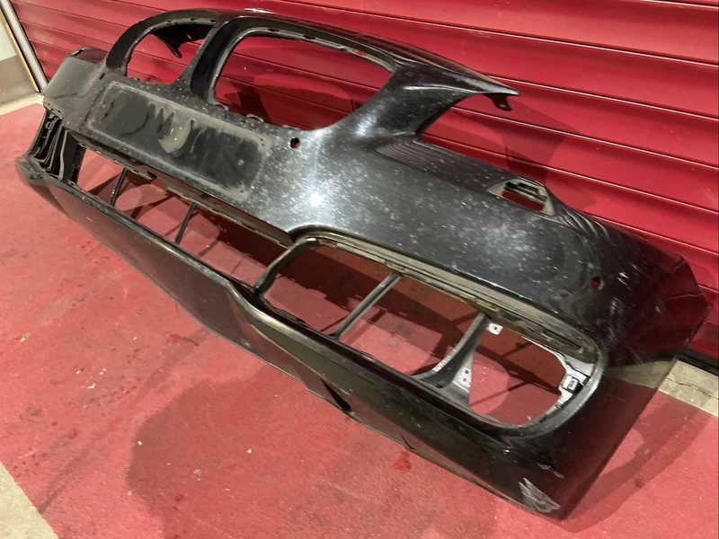 ORIGINAL BMW F10 F11 Stoßstange vorne LCI Facelift mit PDC & SWR Löcher