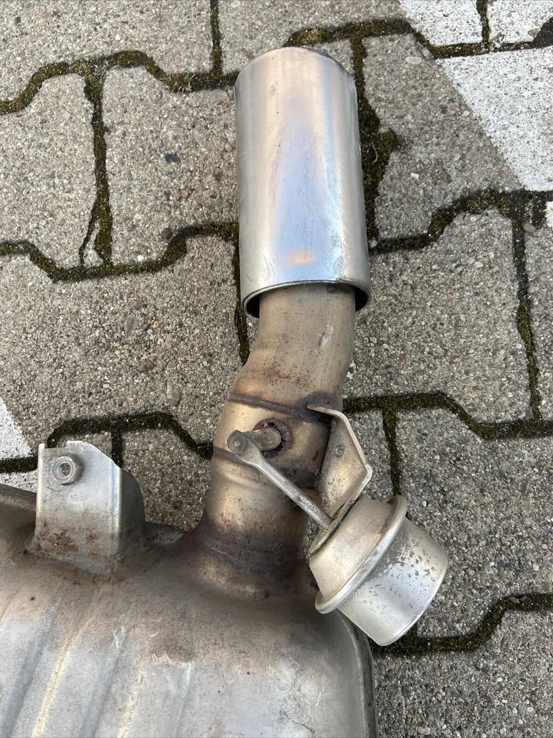 BMW E92 E93 KLAPPENAUSPUFF 335 Auspuff Endschalldämpfer Auspuffanlage 7594772