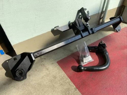 ORIG BMW X1 F48 ANHÄNGERKUPPLUNG abnehmbar QUERTRÄGER Verstärkung 6860955 NEUW.