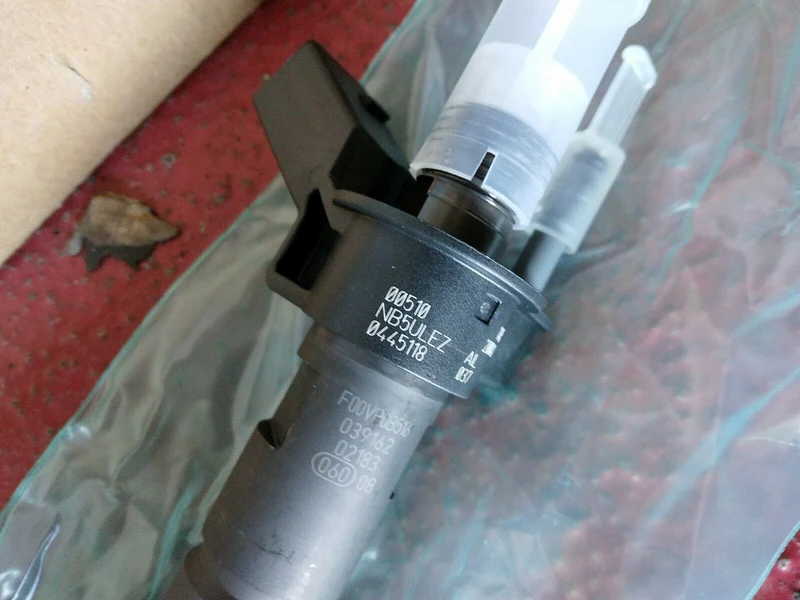 NEUE UNVERBAUTE ORIGINAL BMW G20 G30 X3 G11 Einspritzdüse Injektor 8571566