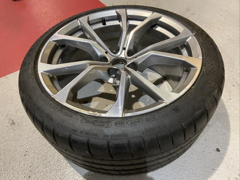 1x BMW Z4 G29 V Speiche 772 Alufelge 6883642 MICHELIN 275 35 ZR19 100Y 10Jx 19