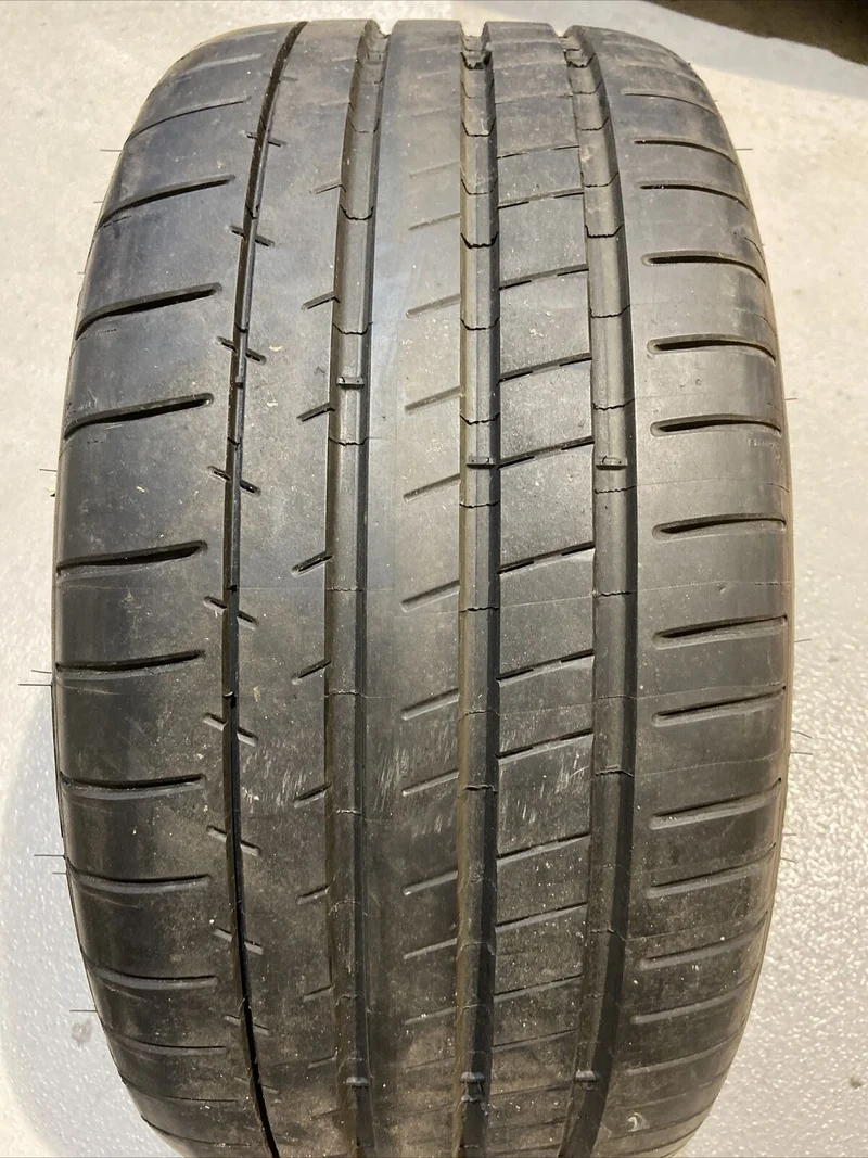 1x BMW Z4 G29 V Speiche 772 Alufelge 6883642 MICHELIN 275 35 ZR19 100Y 10Jx 19