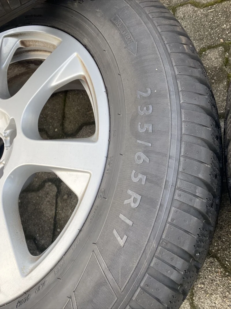 AUDI Q5 Alufelgen 8R DUNLOP SP 8R0601025E WINTERREIFEN 235 65 R17 104H DOT 2916