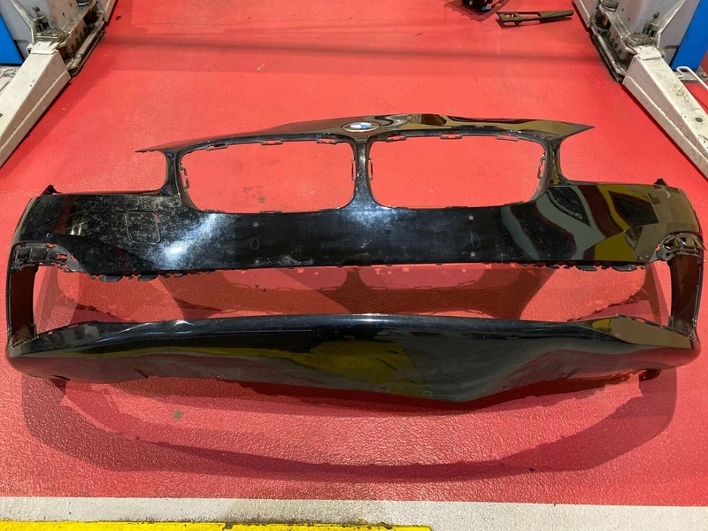 BMW F45 LCI Active Tourer Stoßstange PARKASSISTENT 7480373