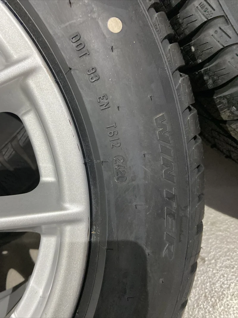 ORIGINAL BMW G30 G31 Styling 618 Alufelgen 6868217 WINTERREIFEN PIRELLI RSC RDCI