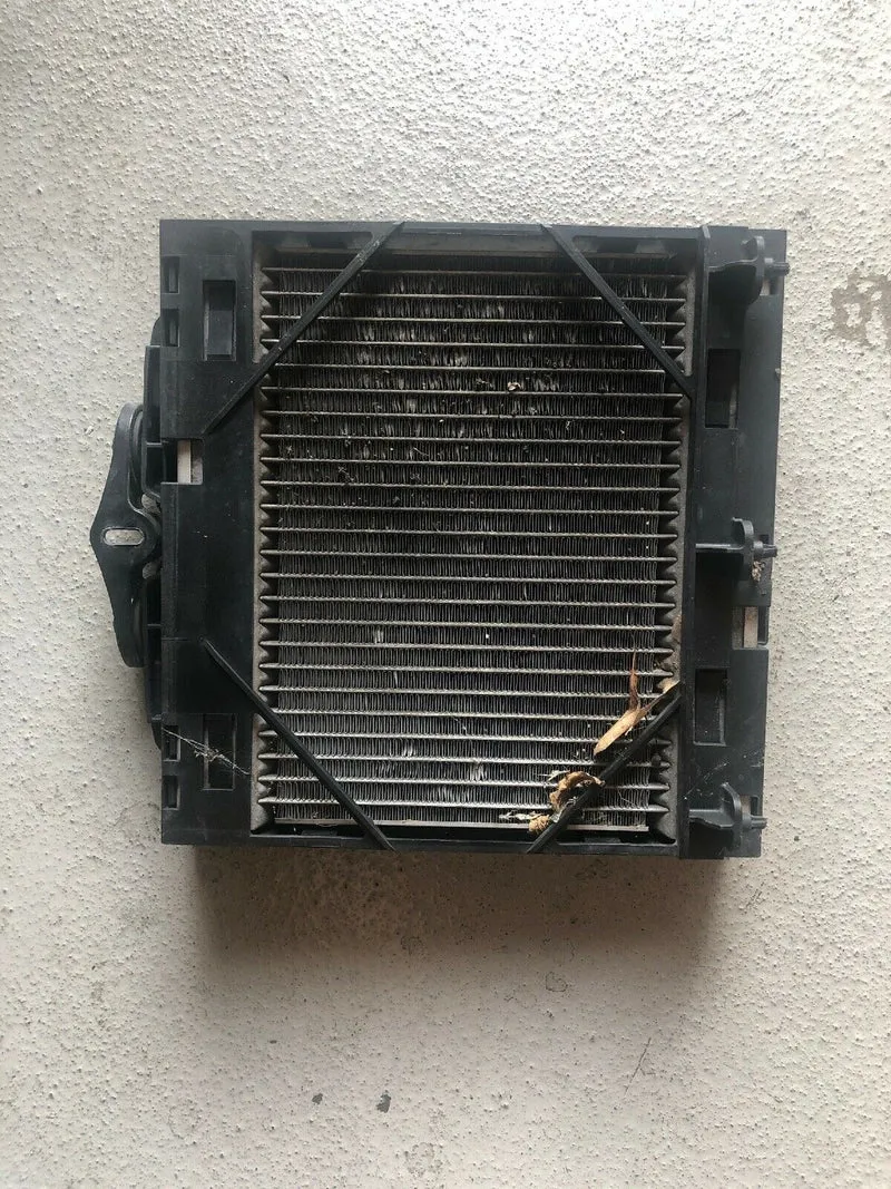 ORIGINAL BMW Zusatzkühler F07 F10 F11 F06 F01 F12 Rechts 7802662