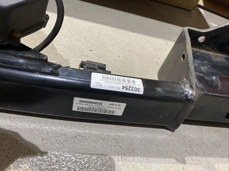 BMW E90 E91 ANHÄNGERKUPPLUNG elektr. 6791155 QUERTRÄGER mit Steuergerät 6857227