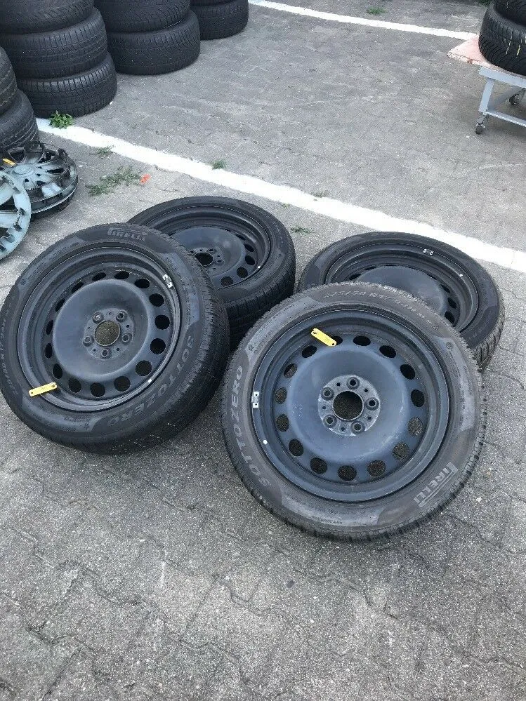 BMW X1 E84 PIRELLI SOTTOZERO 225 50 R17 94H Winterreifen RSC RUNFLAT REIFEN