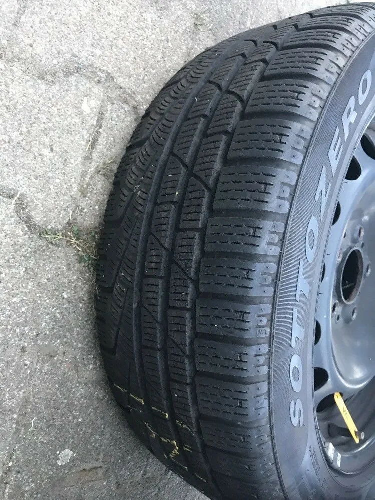 BMW X1 E84 PIRELLI SOTTOZERO 225 50 R17 94H Winterreifen RSC RUNFLAT REIFEN