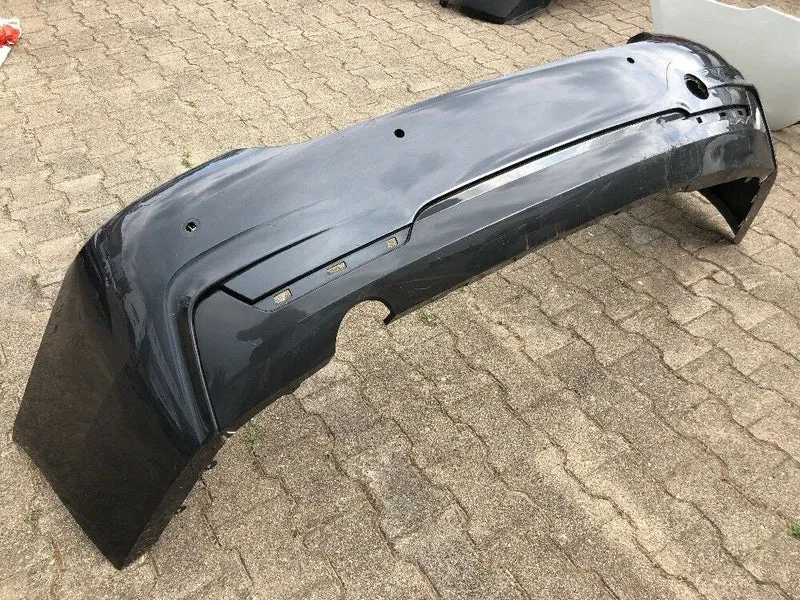 ORIGINAL BMW F32 F33 F36 M PAKET Stoßstange mit PDC hinten SPORRPAKET