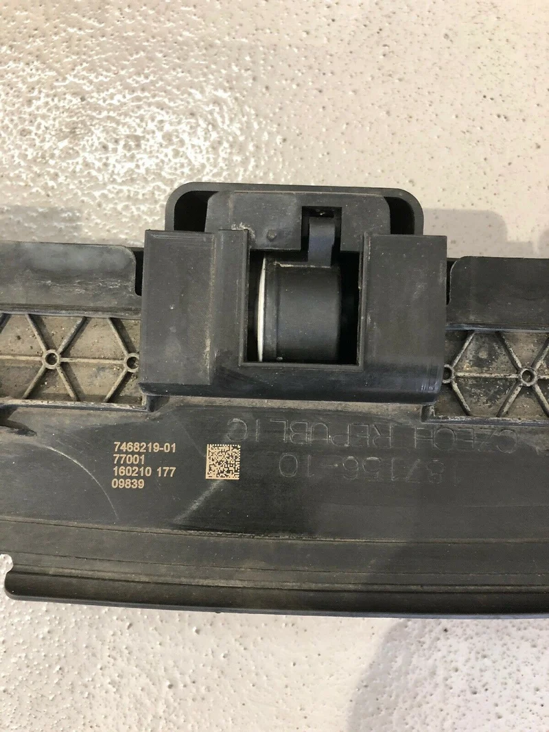 BMW G11 G12 KLAPPENSTEUERUNG 7468219 Luftklappe unten 7357982 Regler