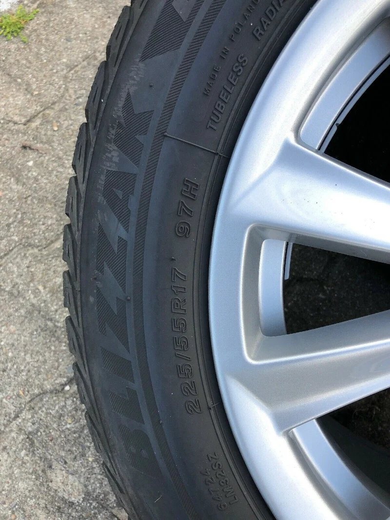 BMW F10 F11 V Speiche 236 Alufelgen RDCI BRIDGESTONE WINTERREIFEN 225 55 R17 97H