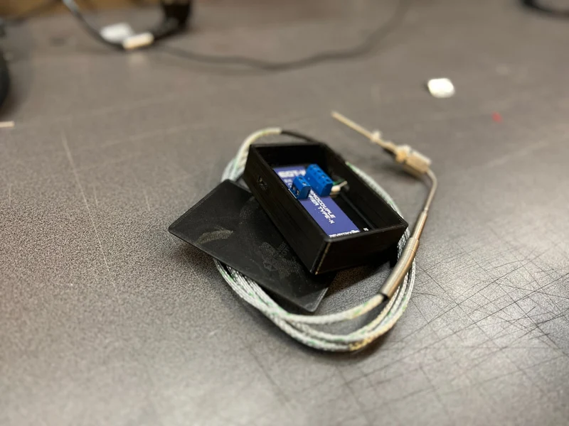 Abgastemperatursensor (EGT) mit Konverter inkl. Kabelbaum und Gewindehülse