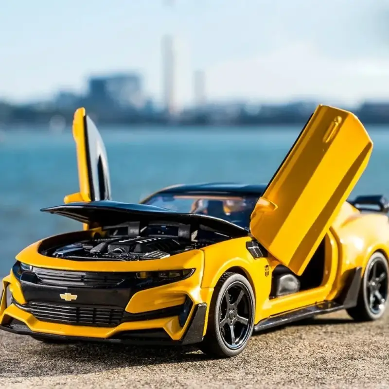 Chevrolet Camaro 1:32 Model Samochodu Metalowy Otwierane Drzwi Dźwięk