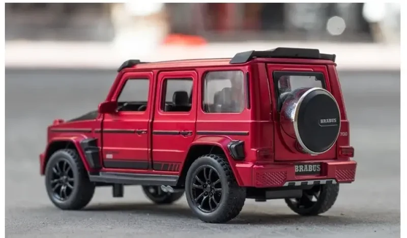 Mercedes-Benz G700 1:32 Model Samochodu Metalowy Dźwięk i Światło