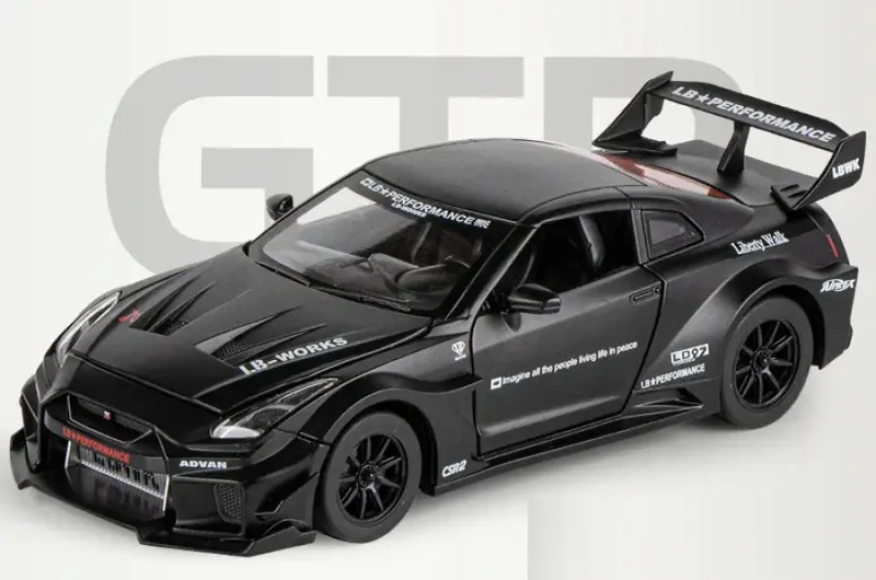 Nissan GTR CSR2 1:32 Model Samochodu Metalowy Dźwięk i Światło Fast & Furious