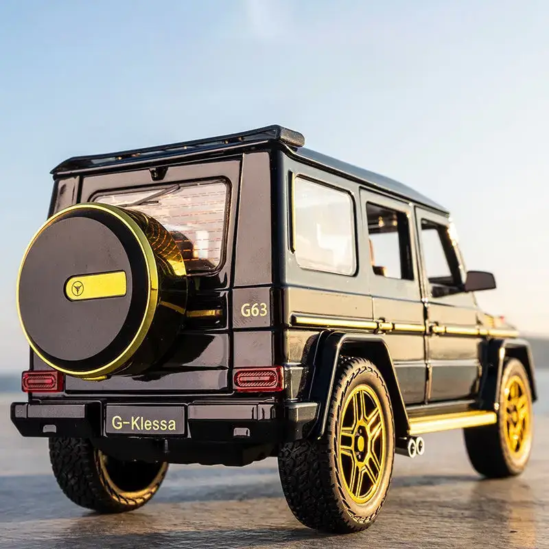 Mercedes-AMG G63 1:24 Model Samochodu Metalowy Dźwięk i Światło