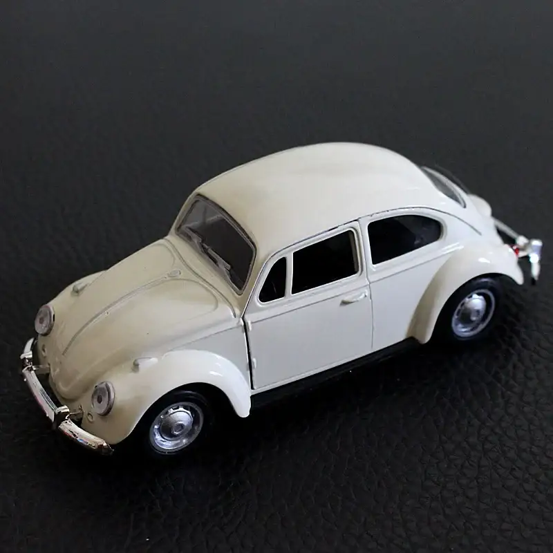 Volkswagen Beetle 1:36 Model Samochodu Metalowy Otwierane Drzwi Mechanizm Cofania