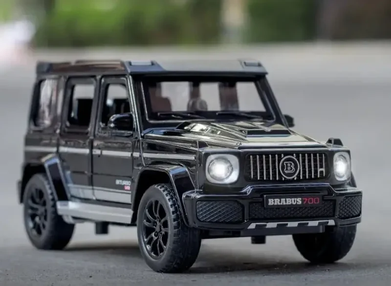 Mercedes-Benz G700 1:32 Model Samochodu Metalowy Dźwięk i Światło