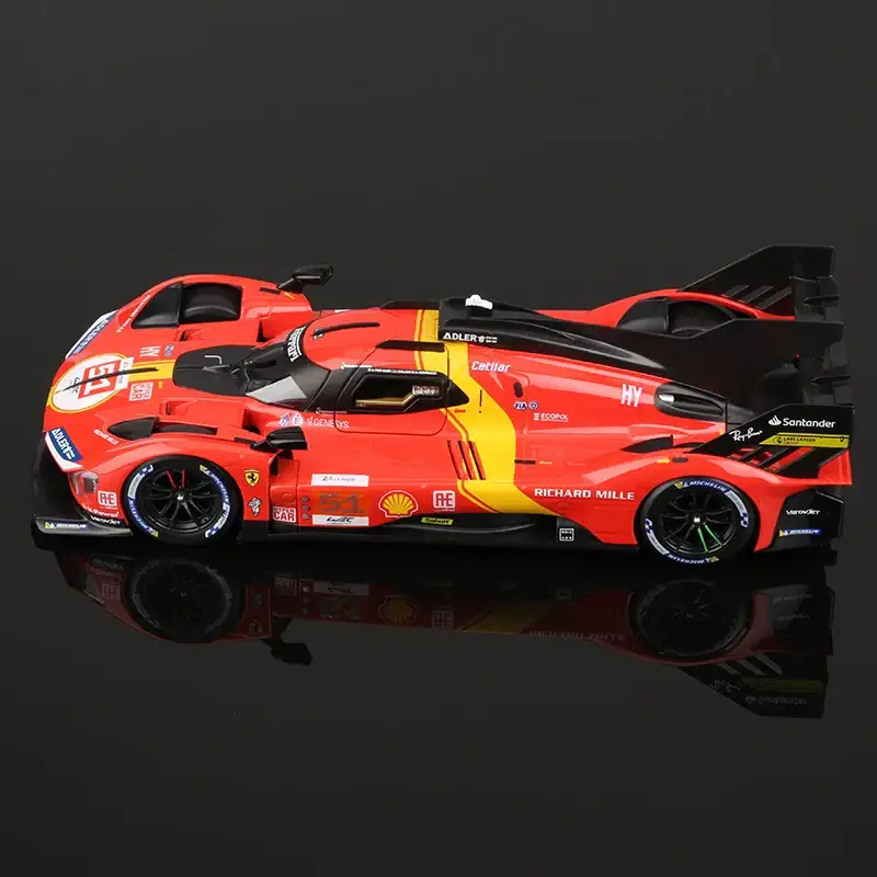 Ferrari 499P 1:18 Model Samochodu Die-Cast