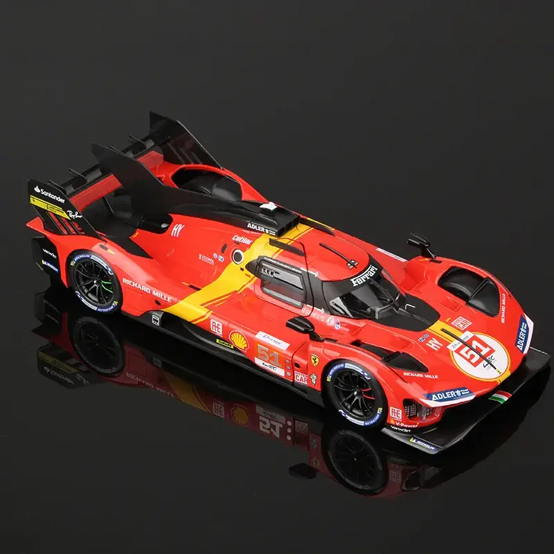 Ferrari 499P 1:18 Model Samochodu Die-Cast
